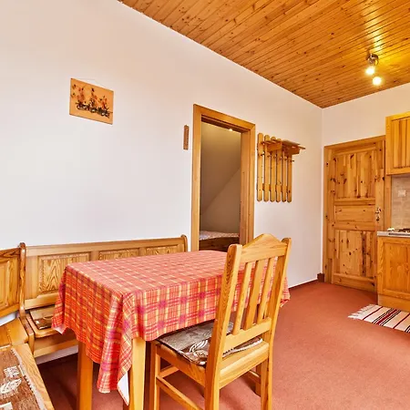 אכסניה Chata Zinka